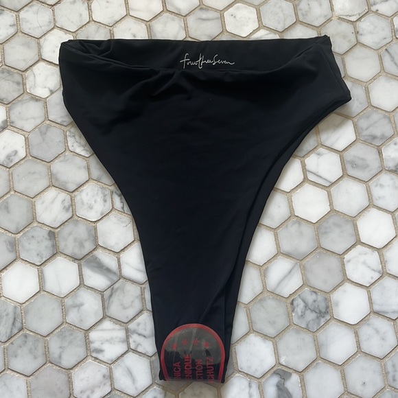 BRAND NEW 437 Aubrey Bottoms (high waisted) in black - Picture 7 of 7